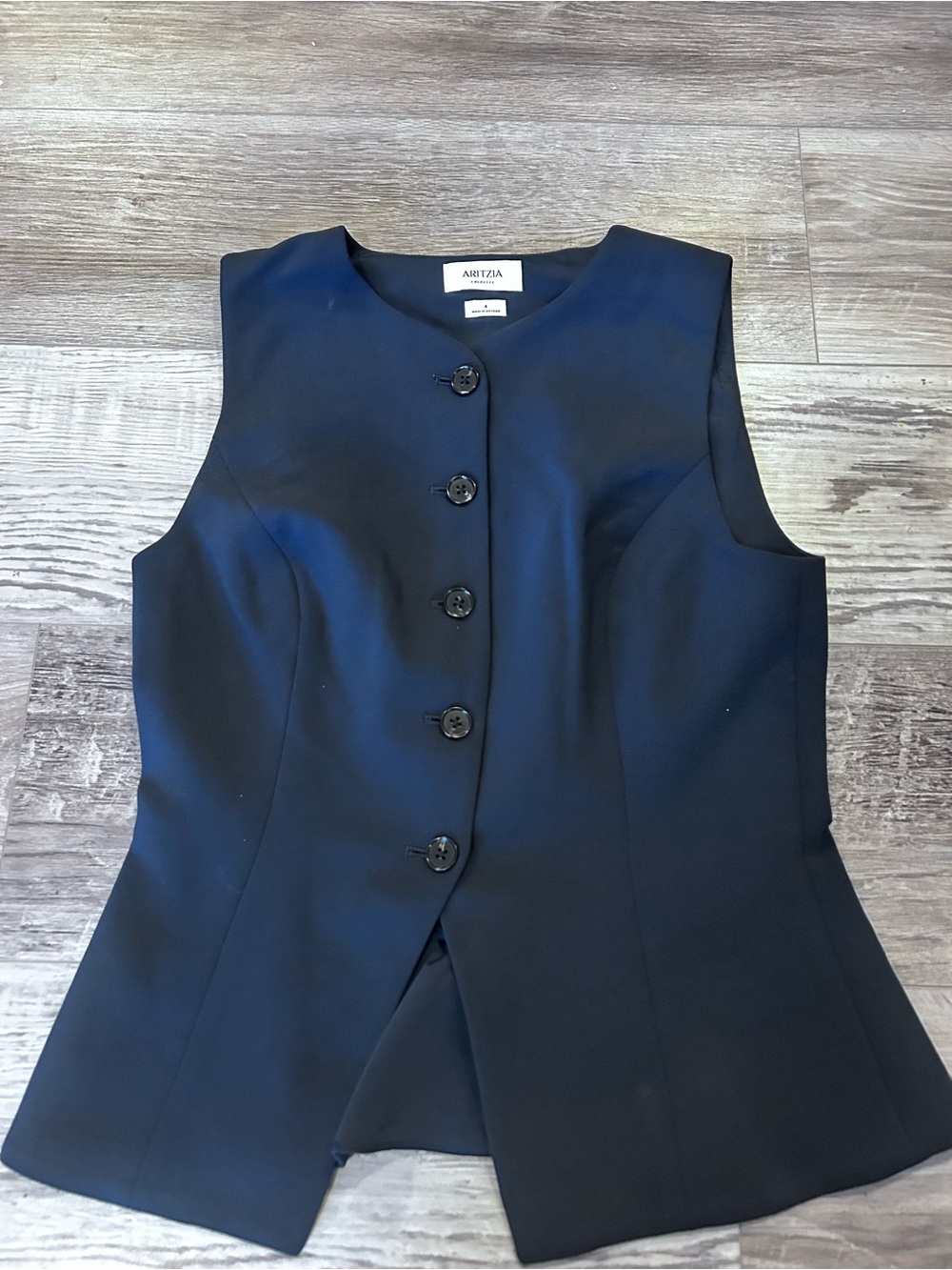 Aritzia Regal Vest in Dark Night Navy, Size 4